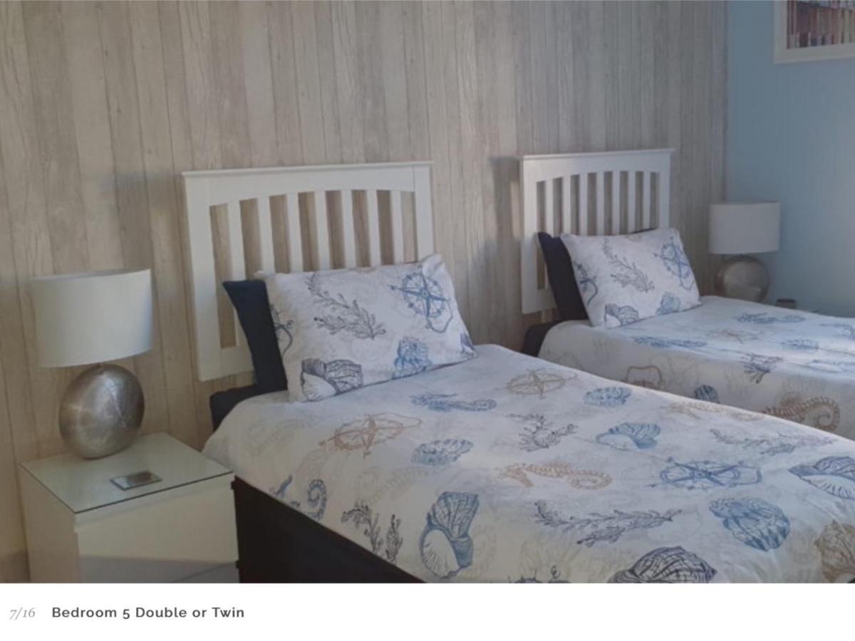 By The Seaside Bed & Breakfast *